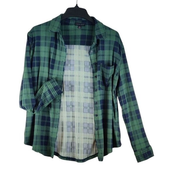 Faded Rose Women's Knit Plaid Button-up Shirt Green Navy Cottage Western - Picture 2 of 9